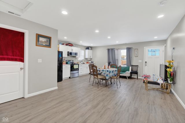 1061 W 29th Street, Indianapolis, IN 46208