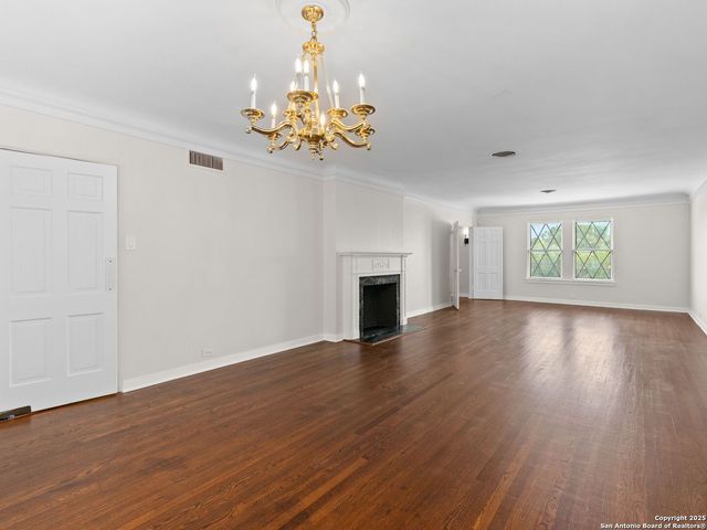 146 Terrell, San Antonio, TX 78209