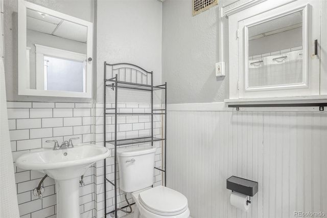 1340 N Emerson Street 4, Denver, CO 80218