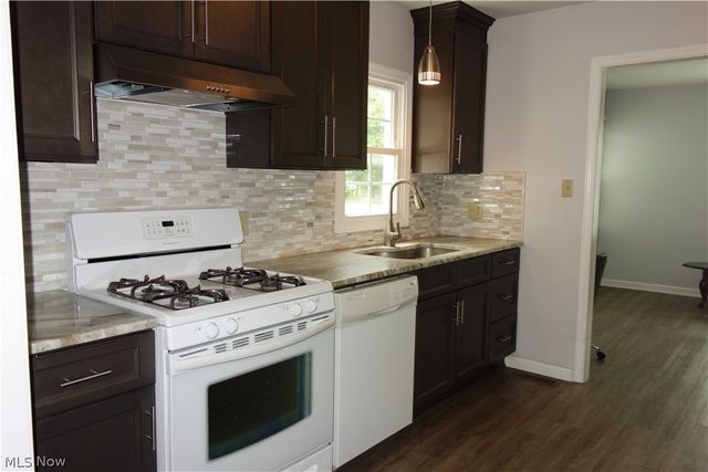 871 Overlook Avenue, Ravenna, OH 44266