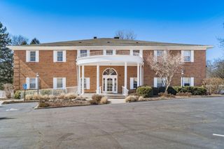 6649 N High Street, Worthington, OH 43085