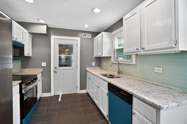 10417 W Palmer Avenue, Melrose Park, IL 60164