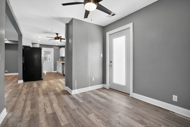 10417 W Palmer Avenue, Melrose Park, IL 60164