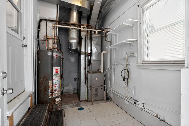 10417 W Palmer Avenue, Melrose Park, IL 60164