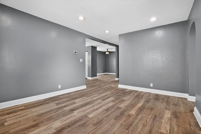 10417 W Palmer Avenue, Melrose Park, IL 60164