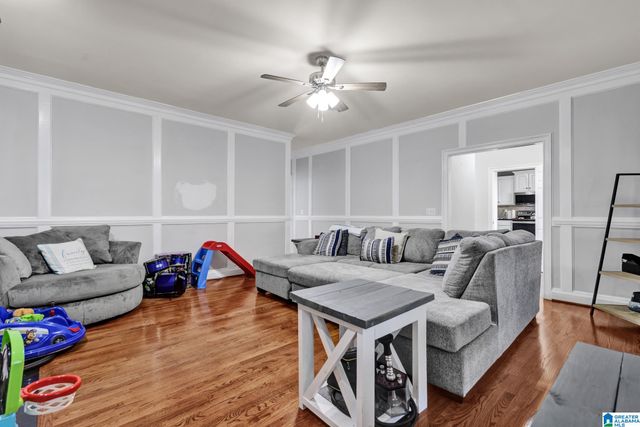 8 HERITAGE WAY, Oxford, AL 36203