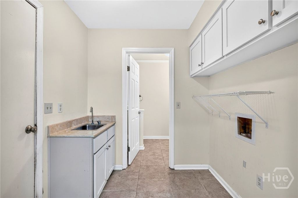 Image 19 of property listing at 30 Grace Court, Richmond Hill, GA 31324