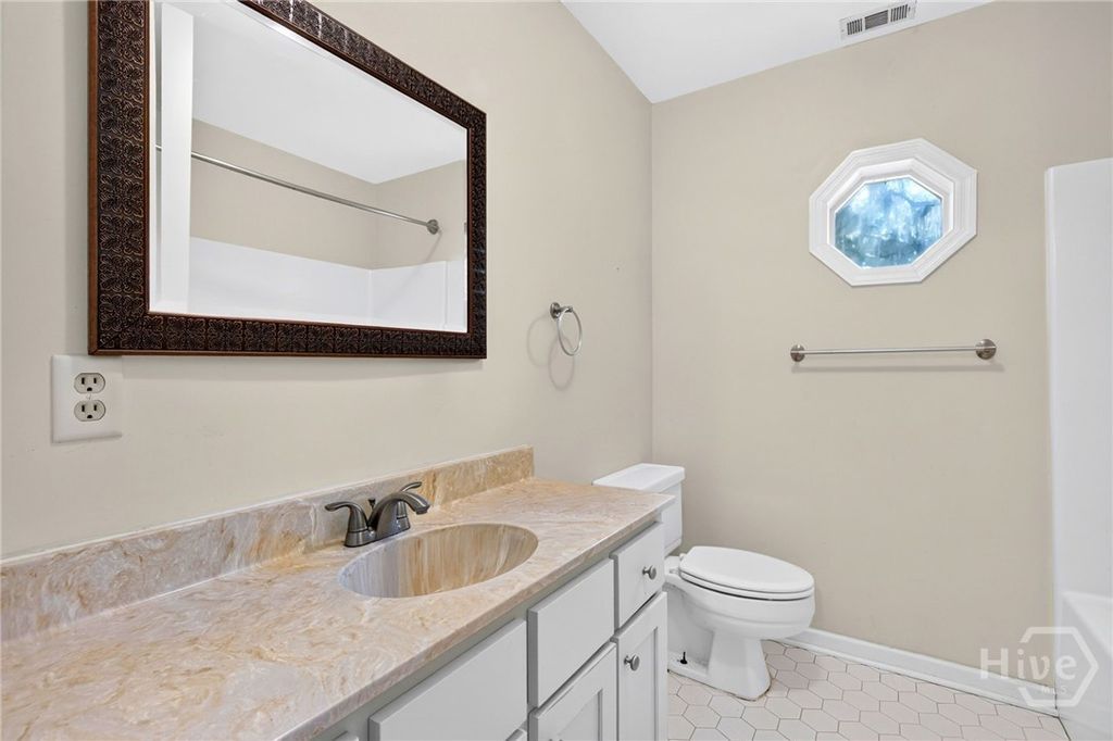 Image 36 of property listing at 30 Grace Court, Richmond Hill, GA 31324