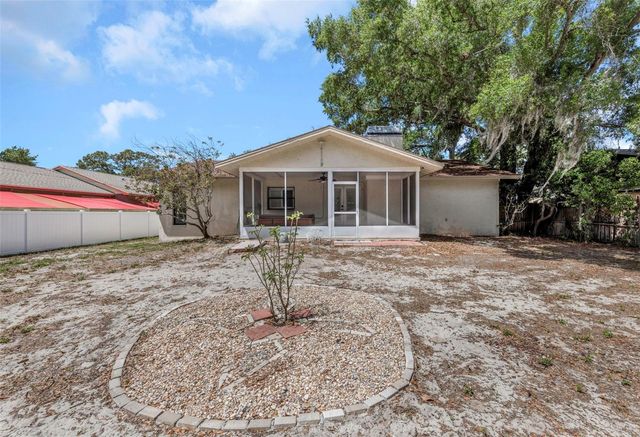 753 SEMINOLE BOULEVARD, Tarpon Springs, FL 34689