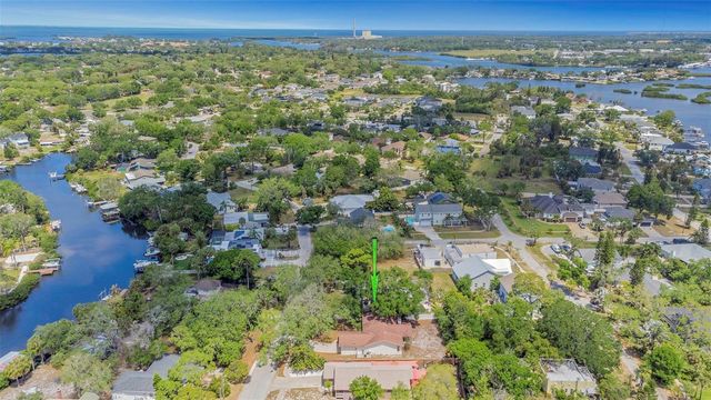 753 SEMINOLE BOULEVARD, Tarpon Springs, FL 34689