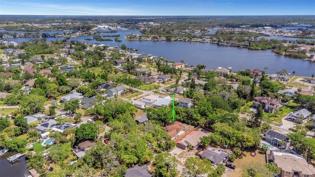 753 SEMINOLE BOULEVARD, Tarpon Springs, FL 34689