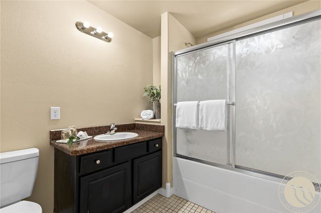 814 S 28th Street, Billings, MT 59101