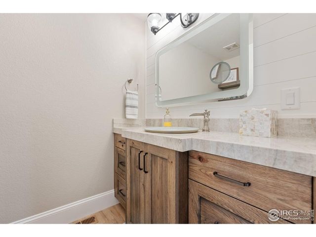 1905 Lookout Dr, Windsor, CO 80550