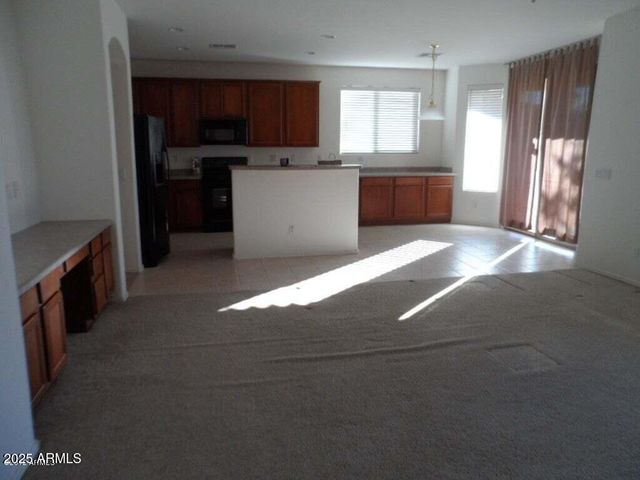 10425 W WINDSOR Avenue, Avondale, AZ 85392