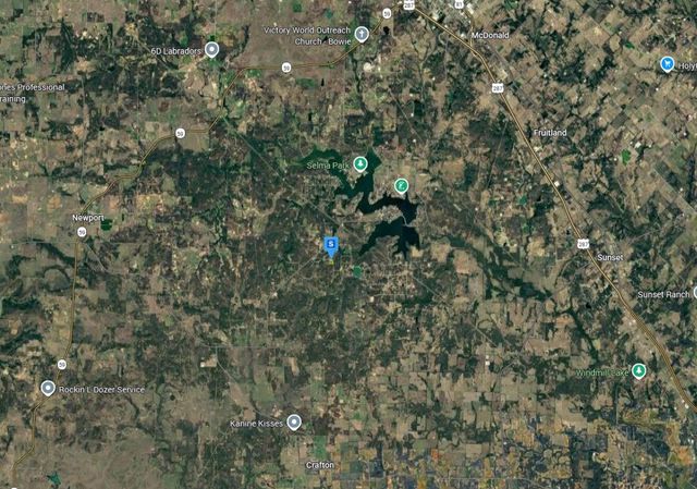 500 Bluffs Avenue, Bowie, TX 76230