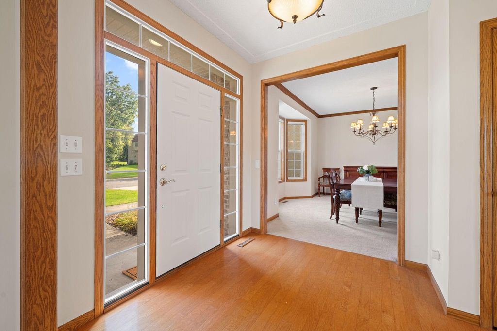 16381 Gunflint Trail, Lakeville, MN 55044 — photo 4