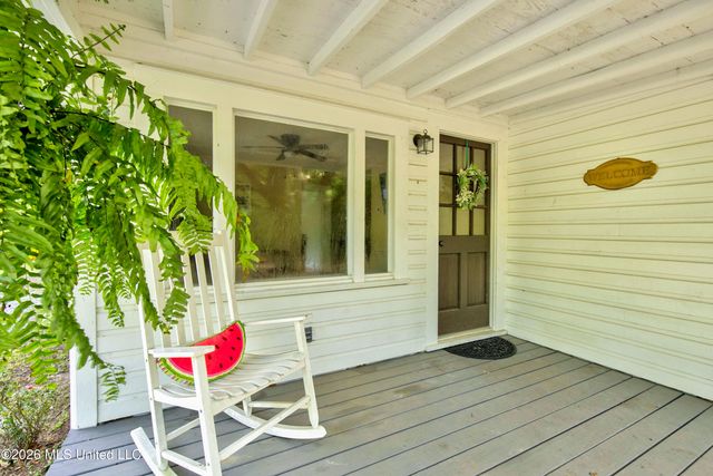 15264 Hudson Krohn Road, Biloxi, MS 39532