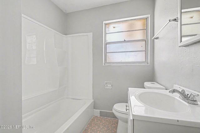 4852 HATTERAS Road, Jacksonville, FL 32208