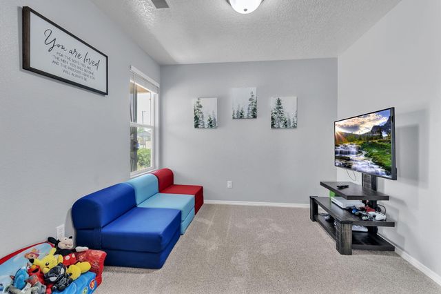 3000 Desert Sage Avenue SW, Los Lunas, NM 87031