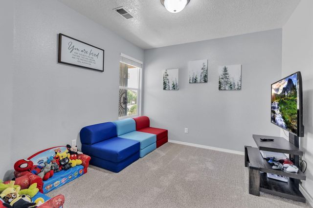 3000 Desert Sage Avenue SW, Los Lunas, NM 87031