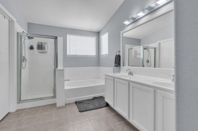 3000 Desert Sage Avenue SW, Los Lunas, NM 87031
