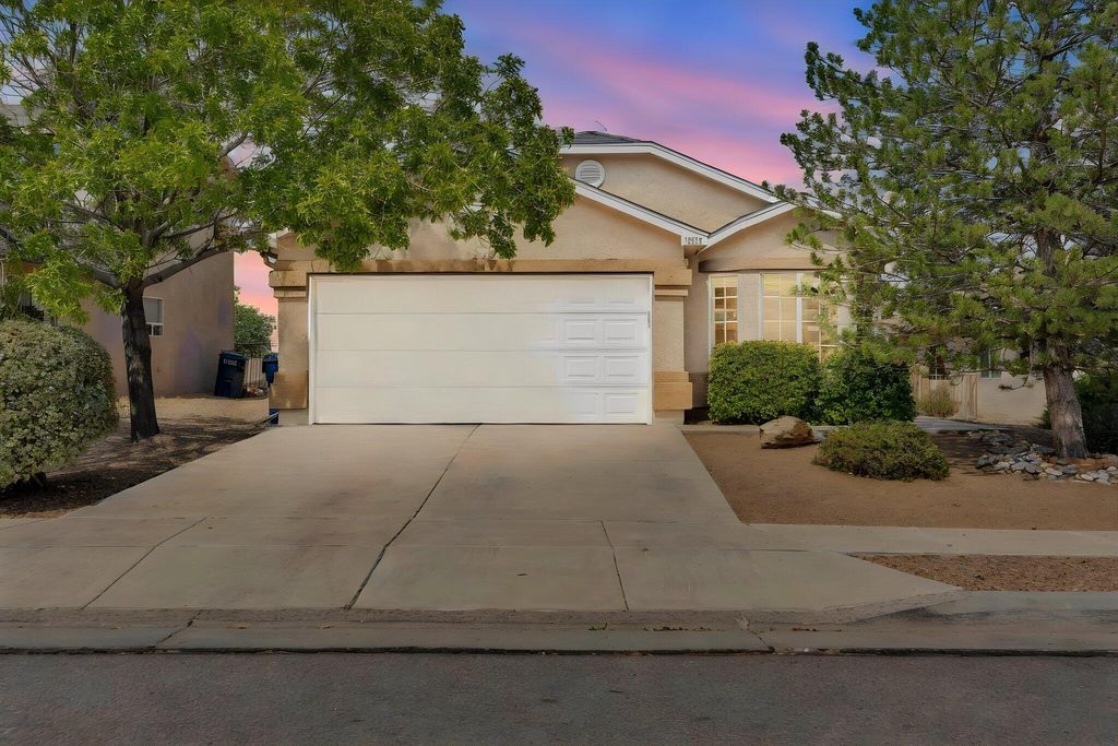 3000 Desert Sage Avenue SW, Los Lunas, NM 87031