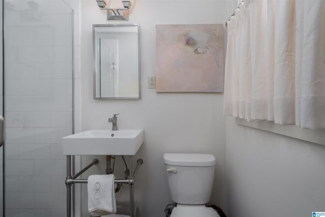 4421 MOUNTAINDALE ROAD, Birmingham, AL 35213