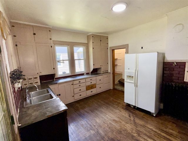1607 6th Street, Muskegon, MI 49441