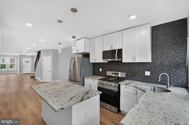 7311 N 21ST ST, Philadelphia, PA 19138