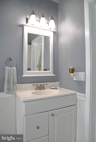 245 ELIZABETH ST, Landisville, PA 17538
