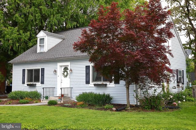 245 ELIZABETH ST, Landisville, PA 17538