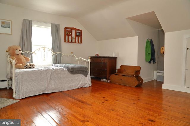 245 ELIZABETH ST, Landisville, PA 17538