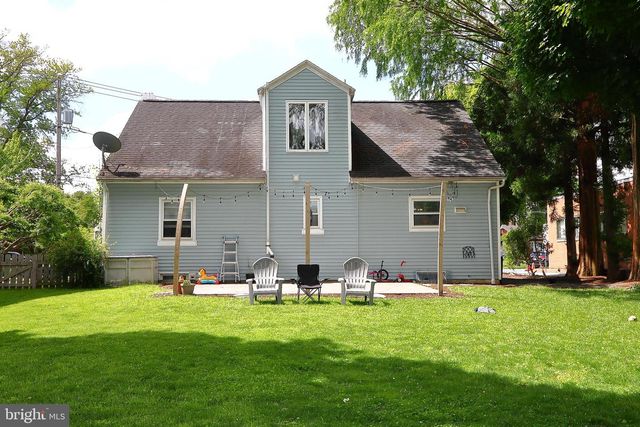 245 ELIZABETH ST, Landisville, PA 17538