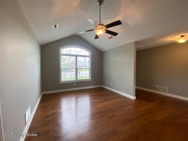 113 Nashville Dr, Coxs Creek, KY 40013