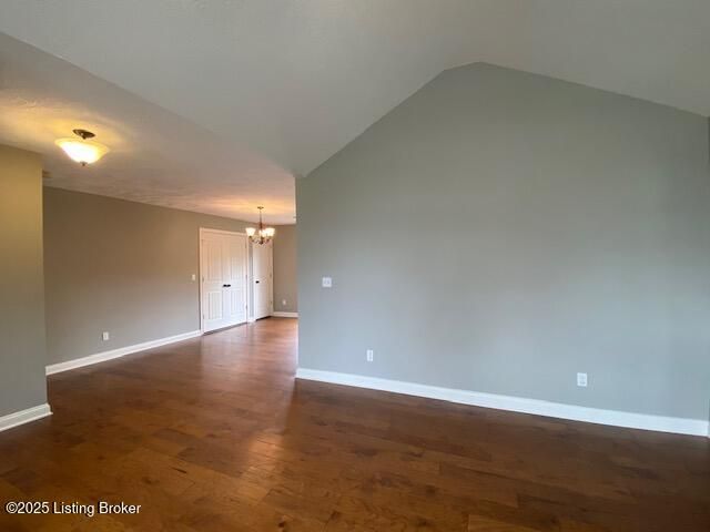 113 Nashville Dr, Coxs Creek, KY 40013