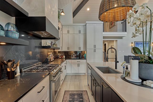 26151 Bluejack National Blvd 16, Montgomery, TX 77316