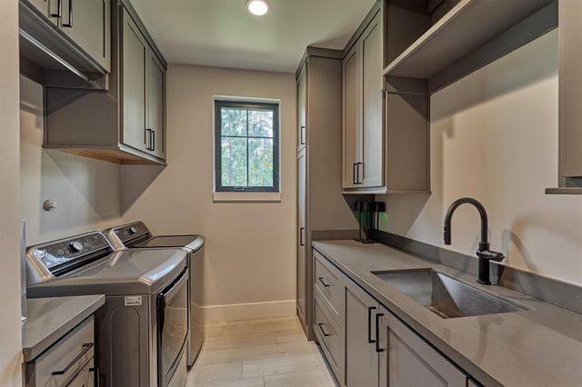 26151 Bluejack National Blvd 16, Montgomery, TX 77316