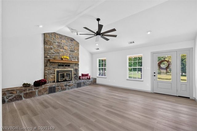 3306 Lafleur Road, Greenwood, AR 72936
