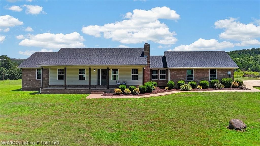 3306 Lafleur Road, Greenwood, AR 72936