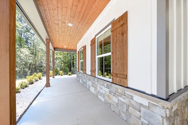 1781 Lee Road 0288, Smiths Station, AL 36877