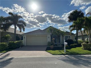 9273 Palm Island CIR, North Fort Myers, FL 33903
