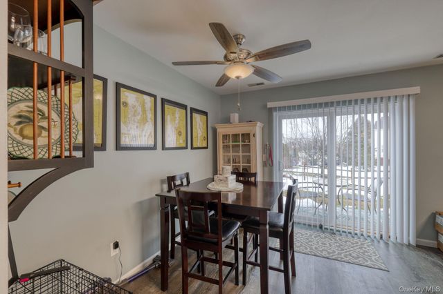 614 Crab Apple Lane, New Windsor, NY 12553