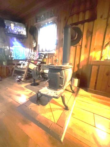 3179 Goff Ridge Road, Pineville, MO 64856