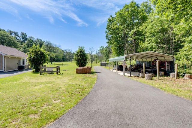 11701 BRADDOCK RD, Fairfax, VA 22030