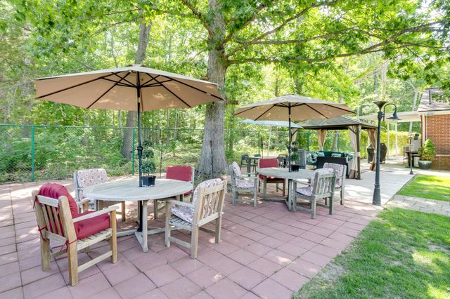 11701 BRADDOCK RD, Fairfax, VA 22030