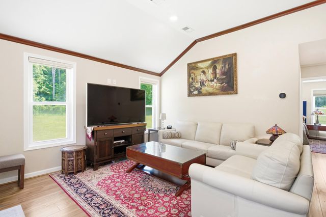 11701 BRADDOCK RD, Fairfax, VA 22030