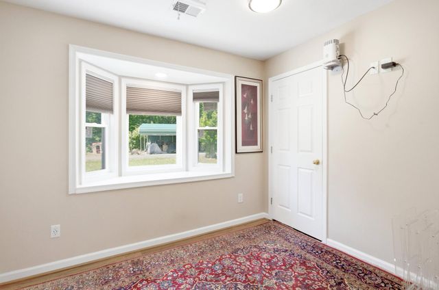 11701 BRADDOCK RD, Fairfax, VA 22030