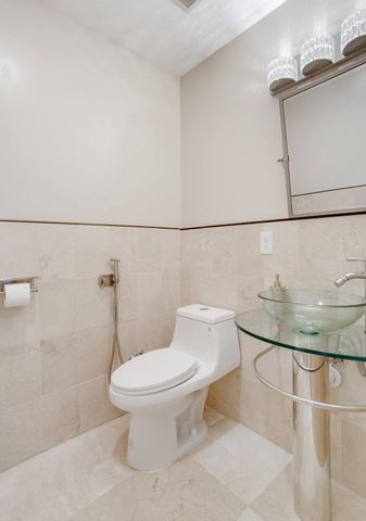 11701 BRADDOCK RD, Fairfax, VA 22030