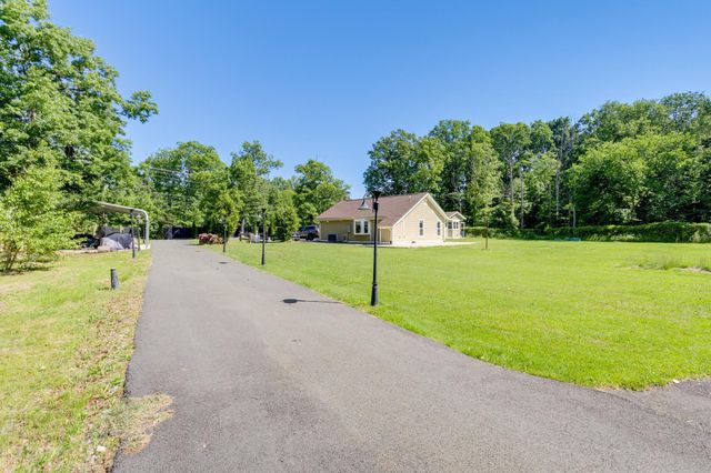 11701 BRADDOCK RD, Fairfax, VA 22030