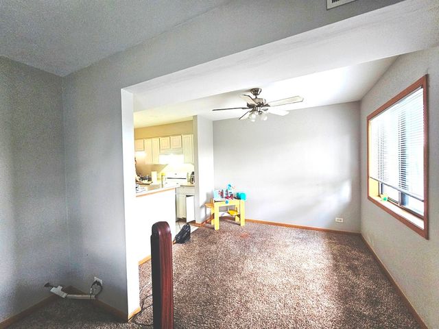 3000 BAYSIDE Drive 311, Palatine, IL 60074